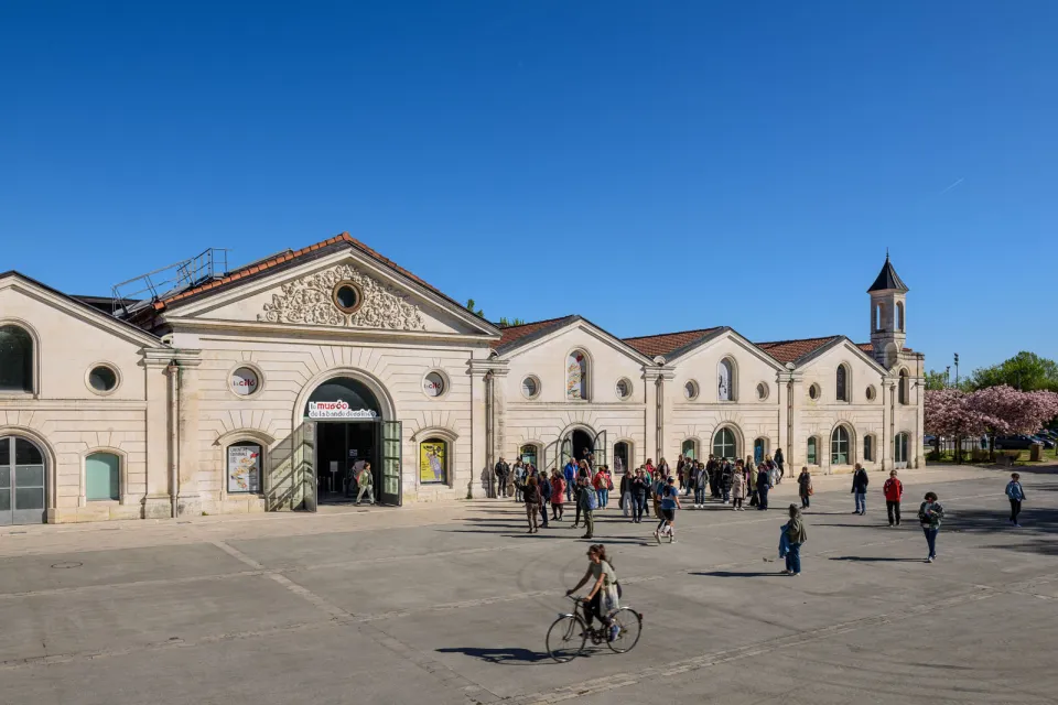 Cité Internationale de la Bande Dessinée et de ...