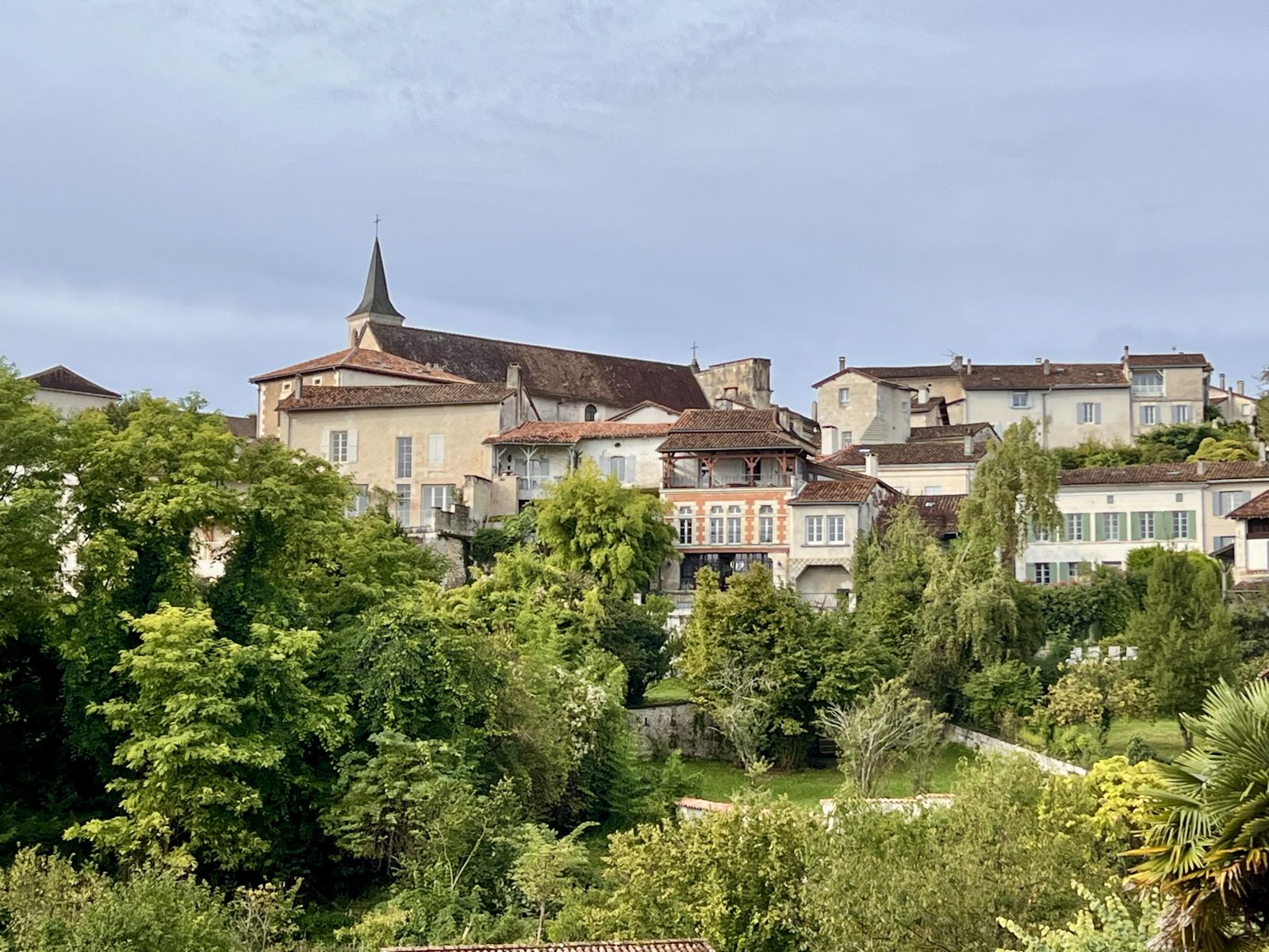 Village d'Aubeterrre-sur-Dronne